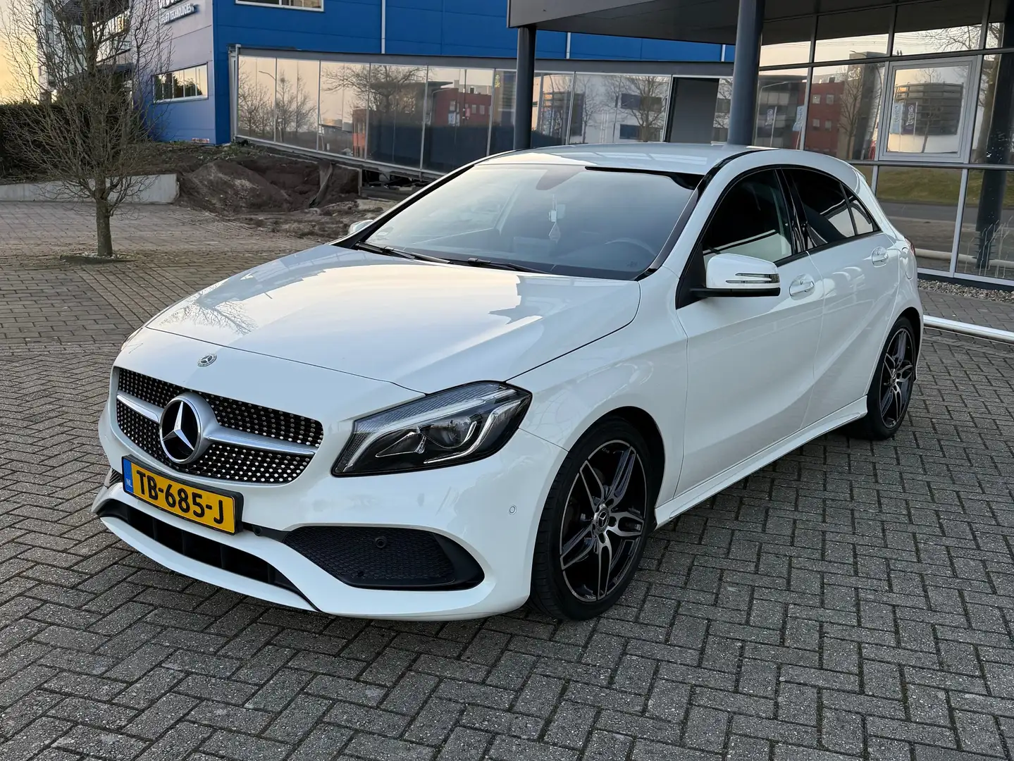 Mercedes-Benz A 160 A 160 Sport Edition Bílá - 1