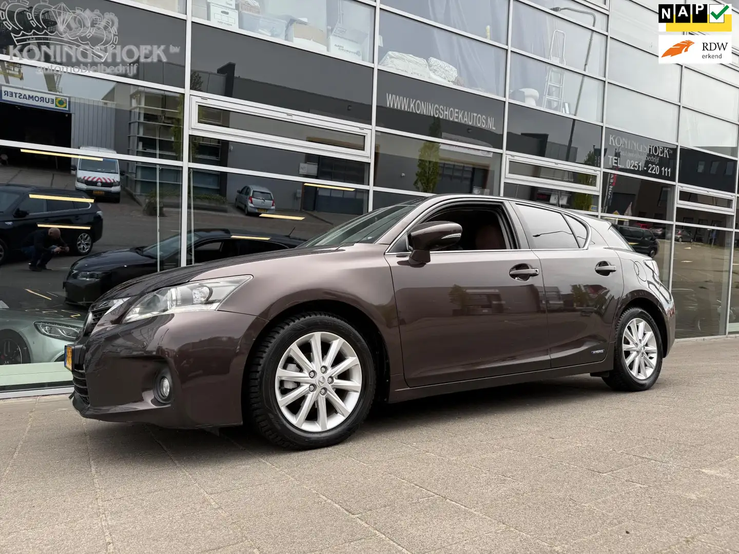 Lexus CT 200h F-Sport Line Hnědá - 1