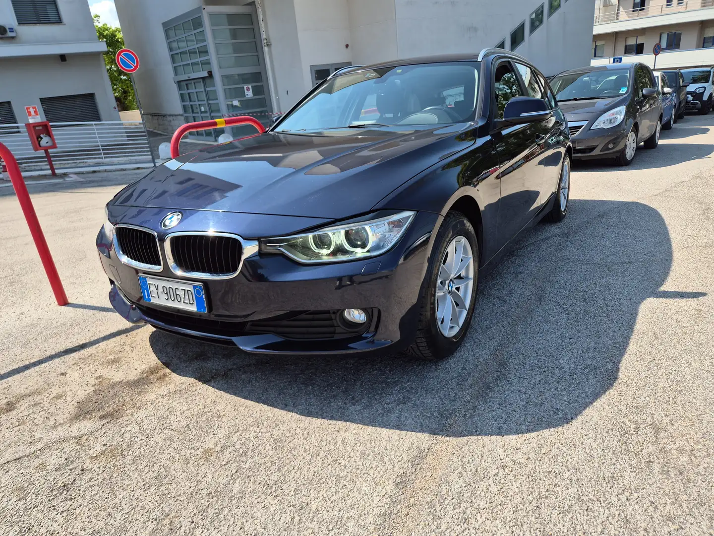 BMW 316 Serie 3 F31 2015 Touring 316d Business automatica Azul - 1