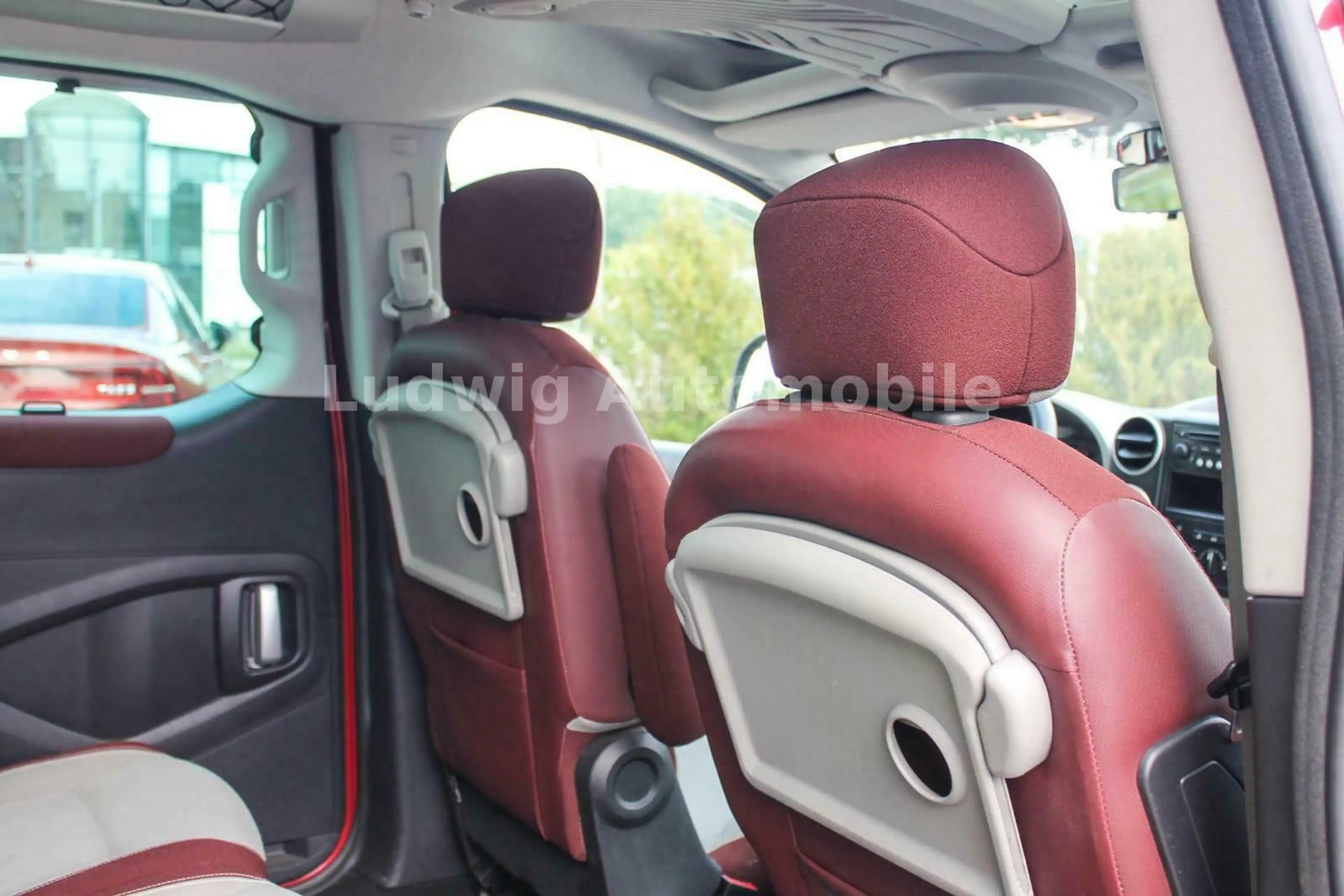 Citroen Berlingo Kombi *Klima*Einparkhilfe — photo 15