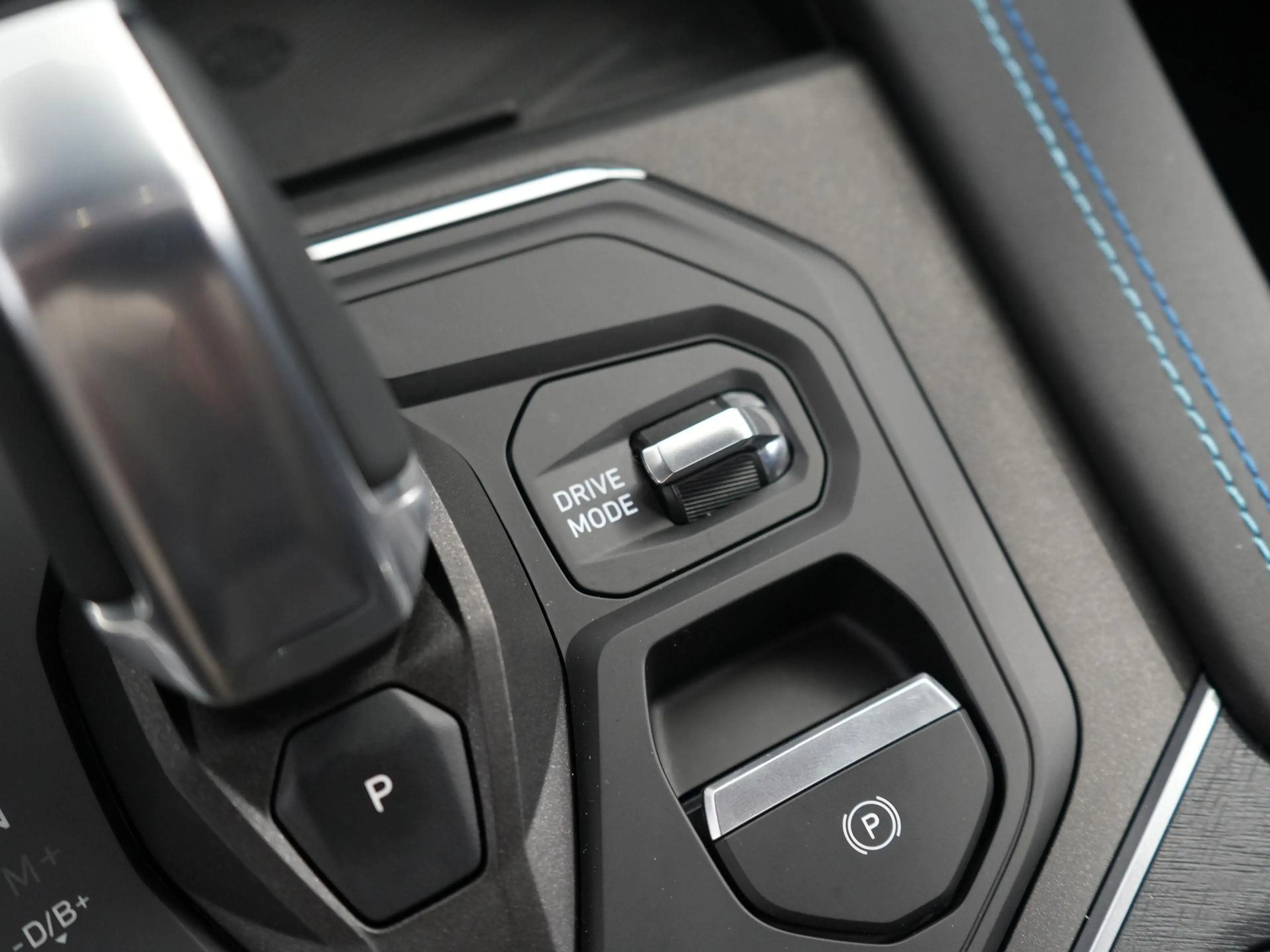 Lynk & Co 01 1.5 | Stuurverwarming | Zwarte hemel | ACC | Pano — photo 29