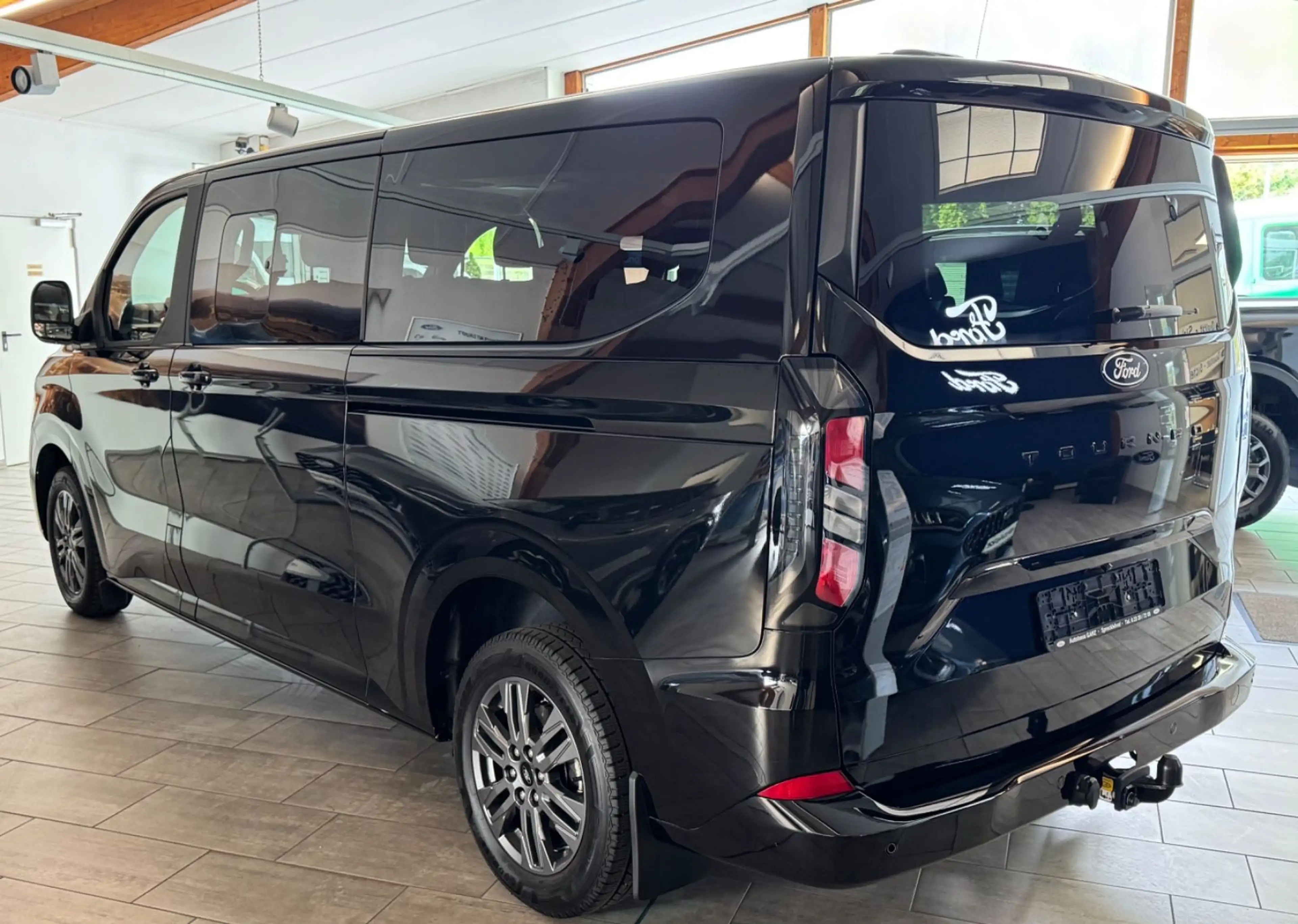 Ford Tourneo Custom L2 *AHK*ACC*8 Sitzer* — photo 4