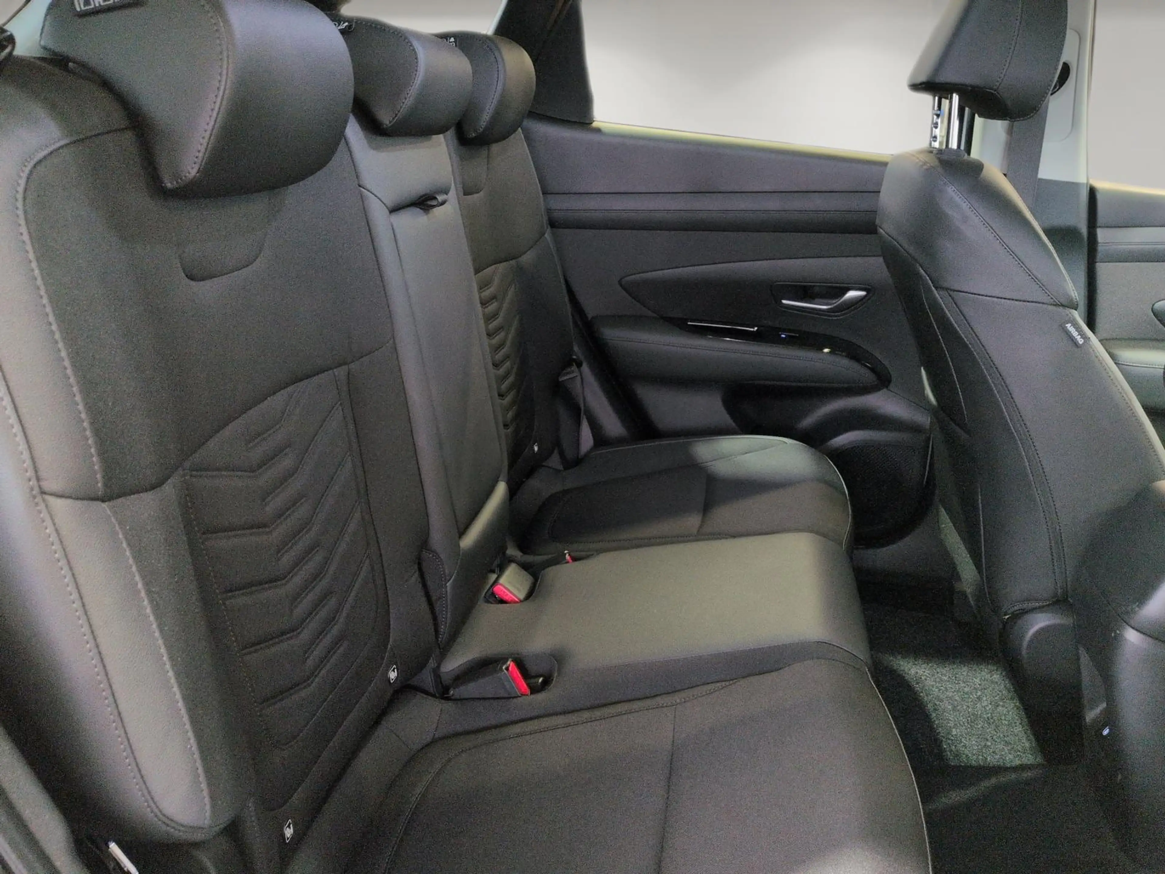 Hyundai TUCSON Trend 1.6L/ Design-Paket/Digital Cockpit — photo 13