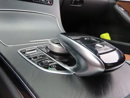 Annonce voiture d'occasion Mercedes-Benz C 300 - CARADIZE