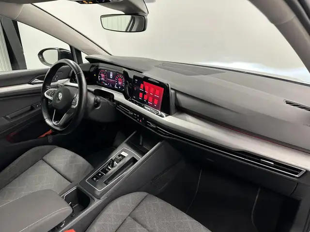 Volkswagen Golf view 12