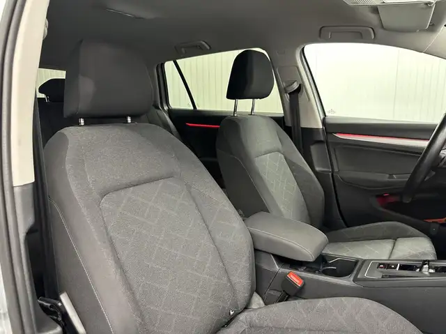 Volkswagen Golf view 13