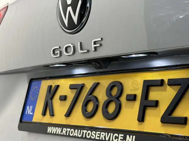 Volkswagen Golf view 10