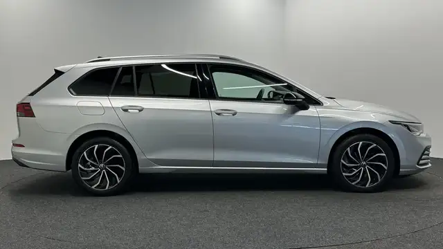 Volkswagen Golf view 9