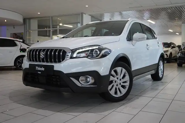 Suzuki SX4 view 3