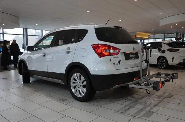 Suzuki SX4 view 11