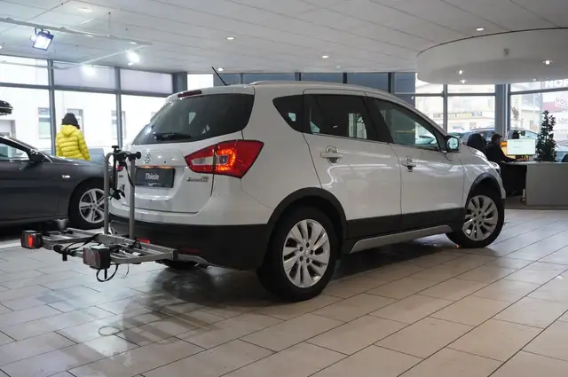 Suzuki SX4 view 8