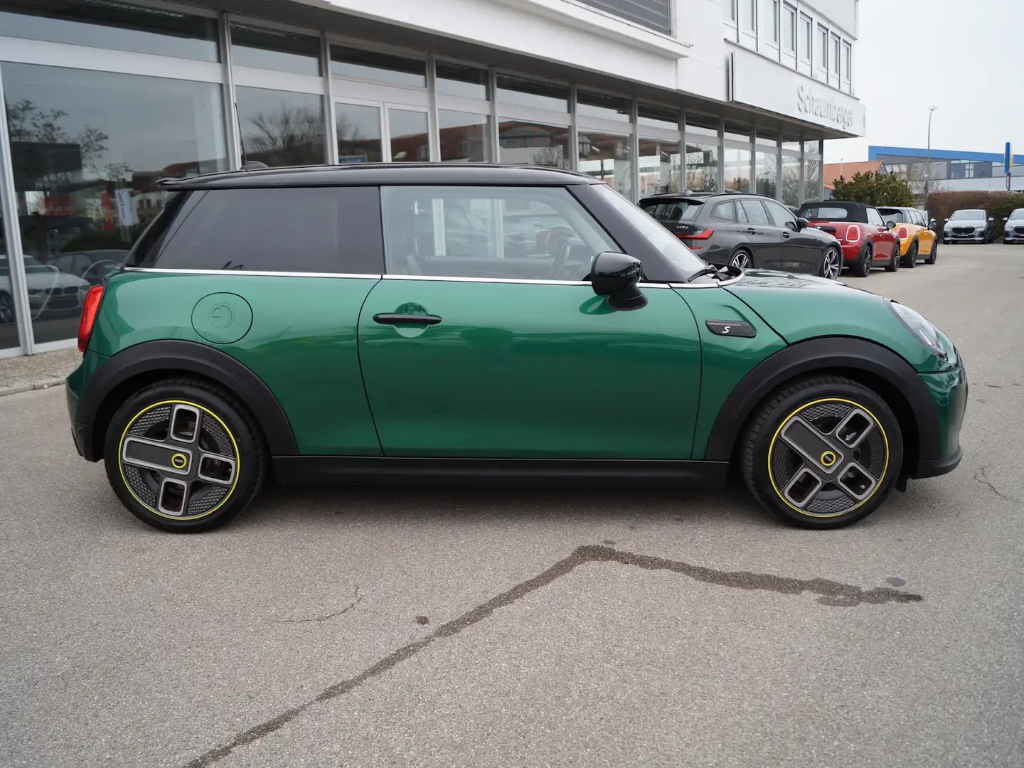 MINI Cooper SE Aut *Navi * Leder * HUD * Kamera * LED Grün - 2