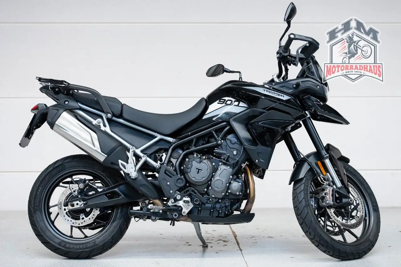 Triumph Tiger 900