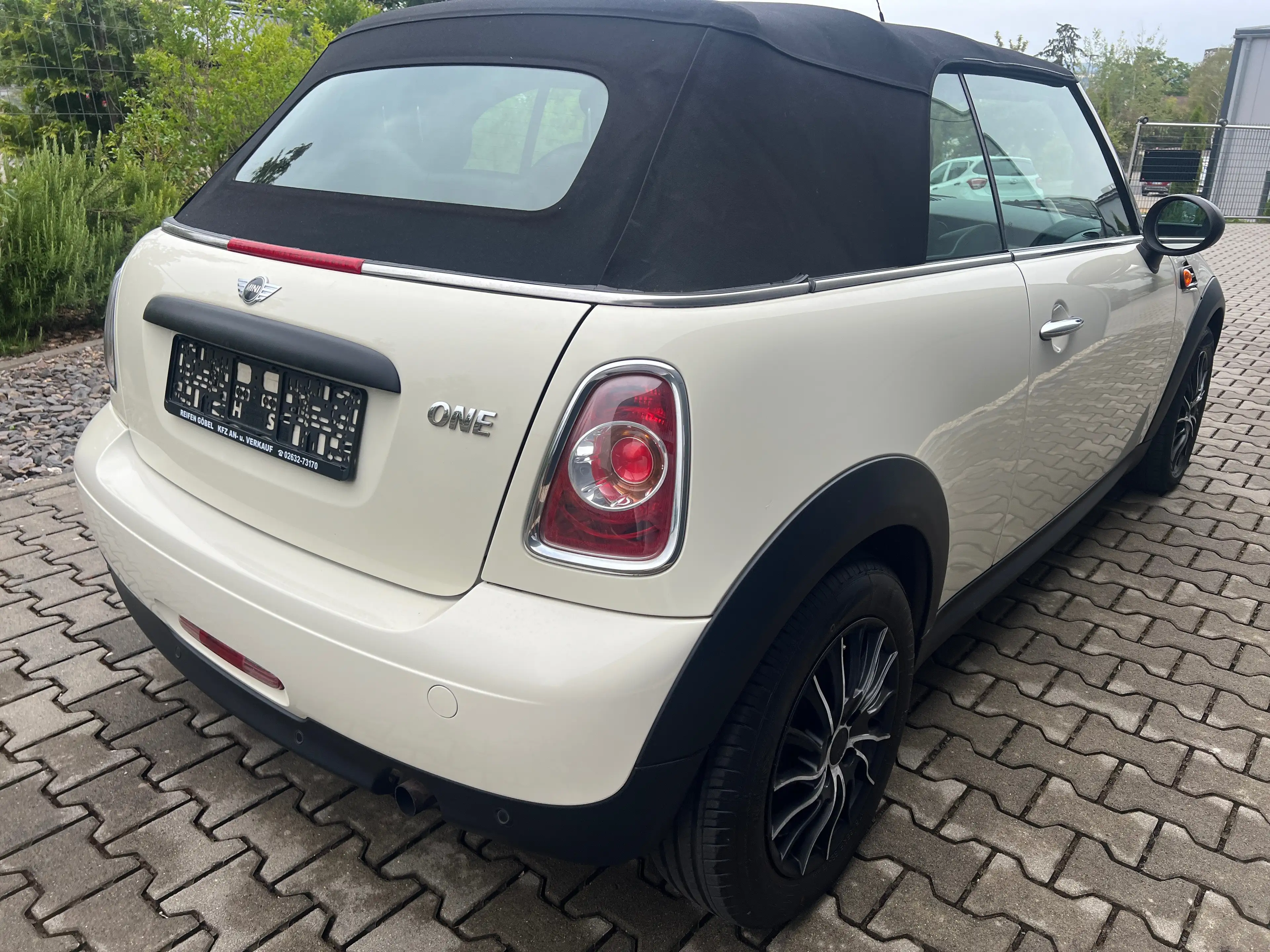 MINI One Cabrio One — photo 3