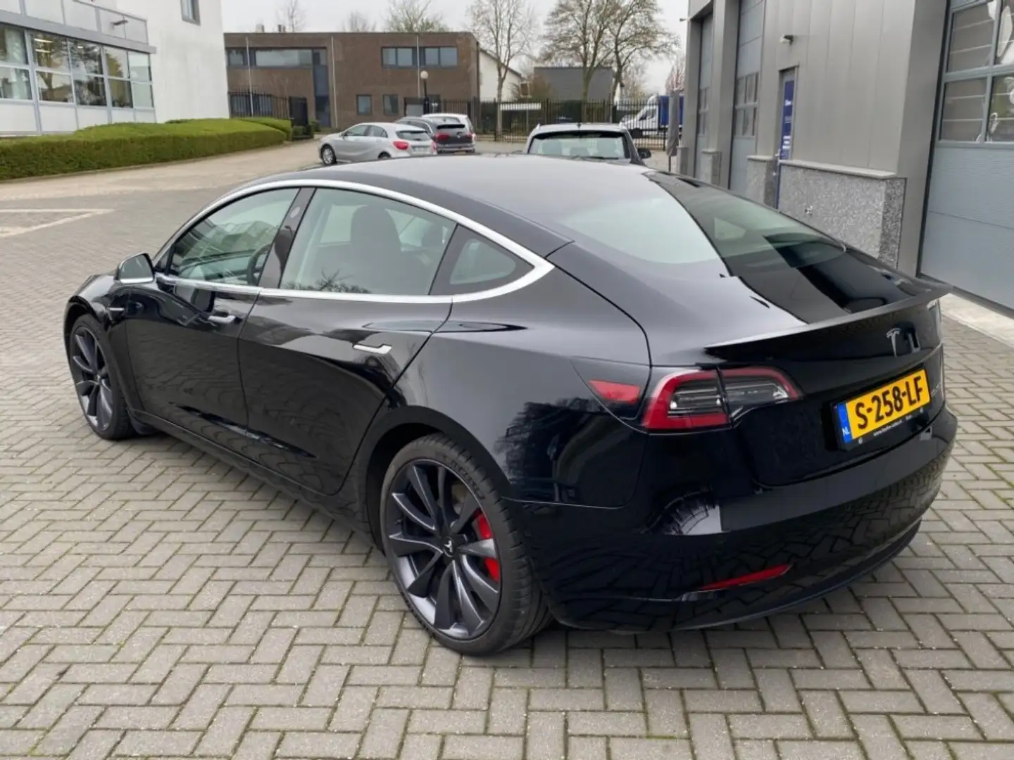 Tesla Model 3 Performance 82kWh Noir - 2