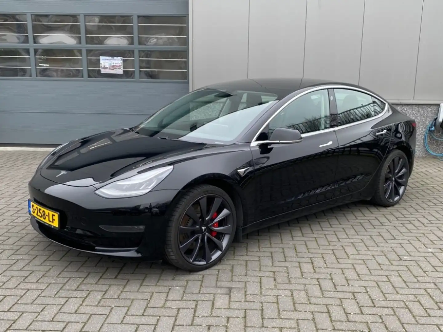 Tesla Model 3 Performance 82kWh Noir - 1