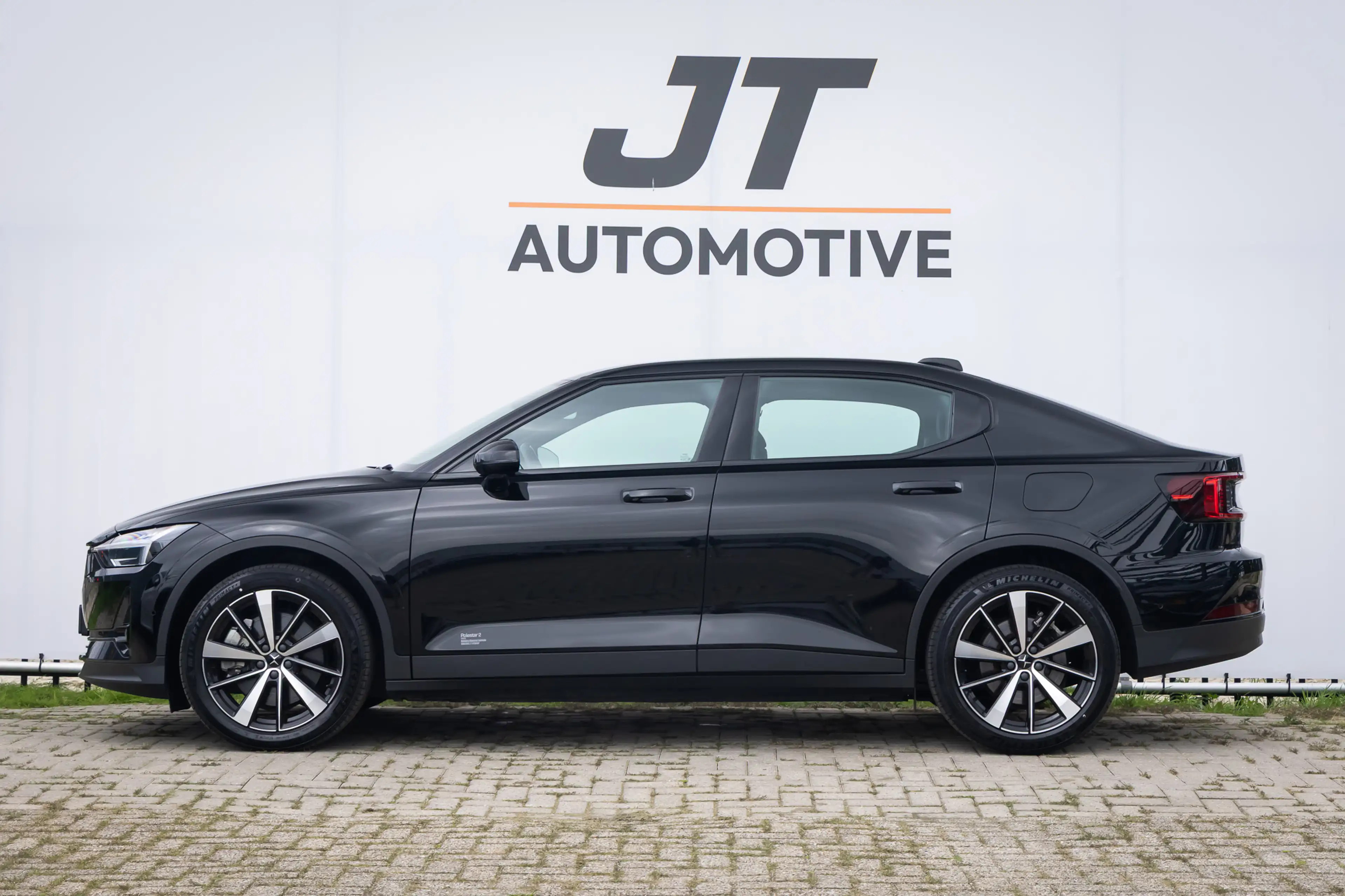 Polestar 2 Standard range single motor 69 kWh son 94% 360 Cam — photo 2