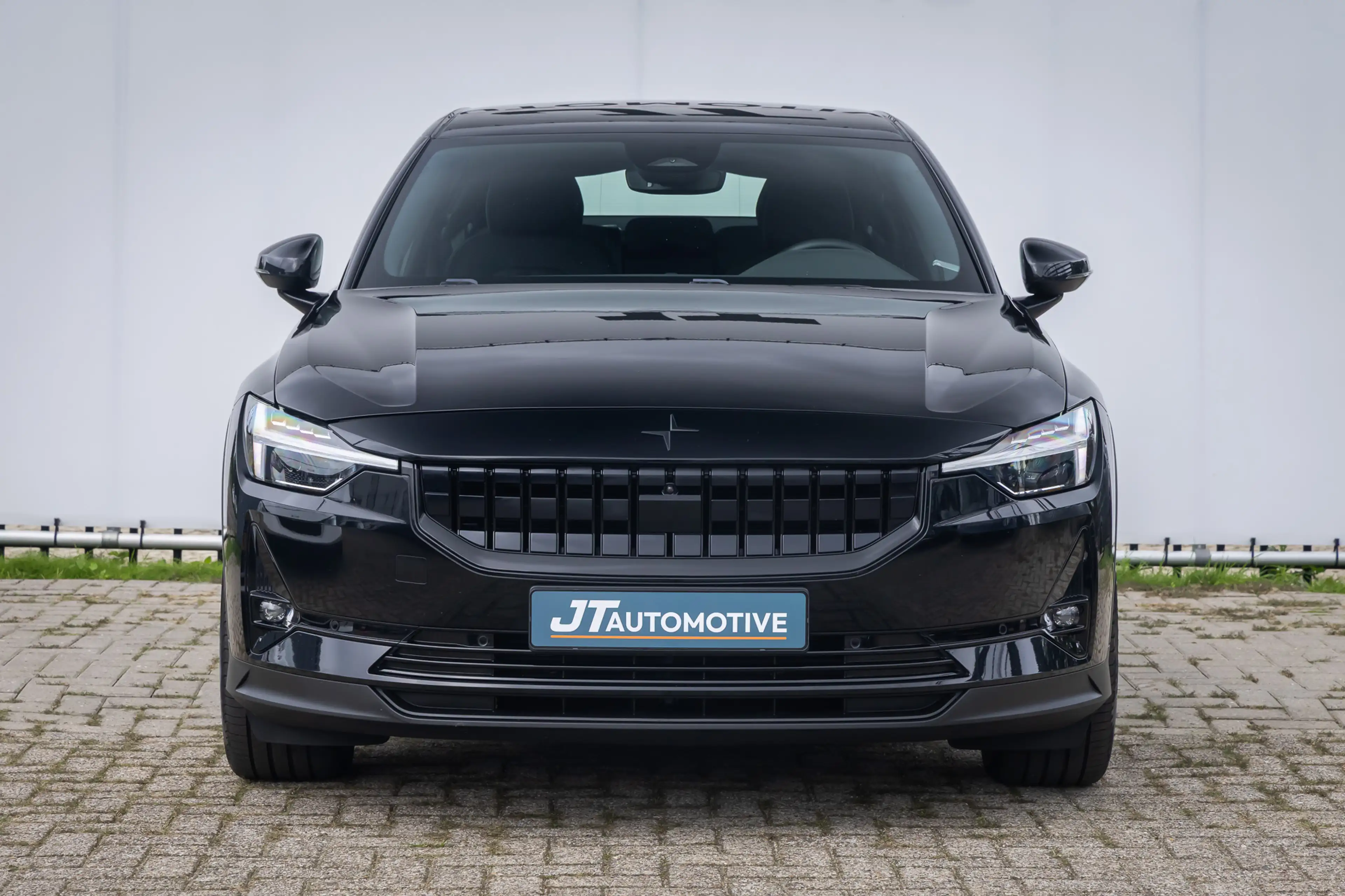 Polestar 2 Standard range single motor 69 kWh son 94% 360 Cam — photo 5