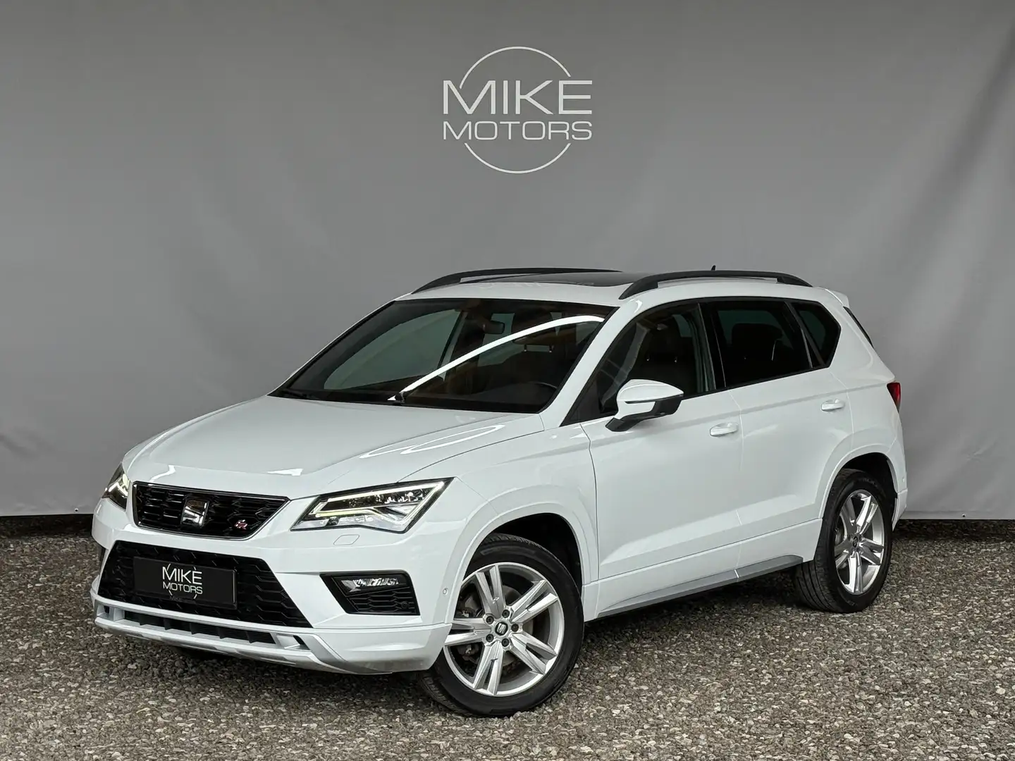 SEAT Ateca FR 1,4 TSI 4WD Weiß - 1