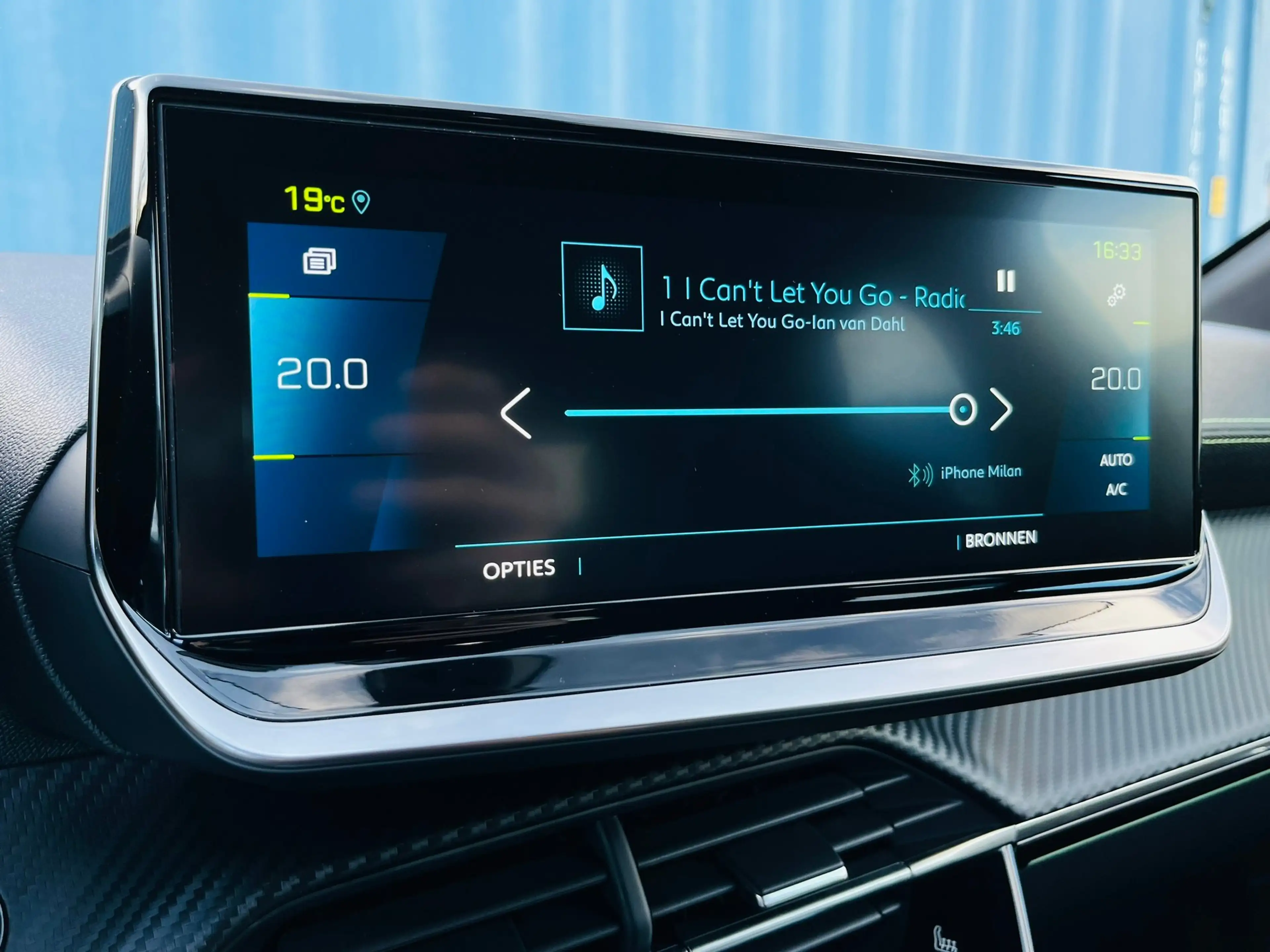 Peugeot e-208 EV GT 350 50 kWh Adaptive Cruise Control | Elektri — photo 24
