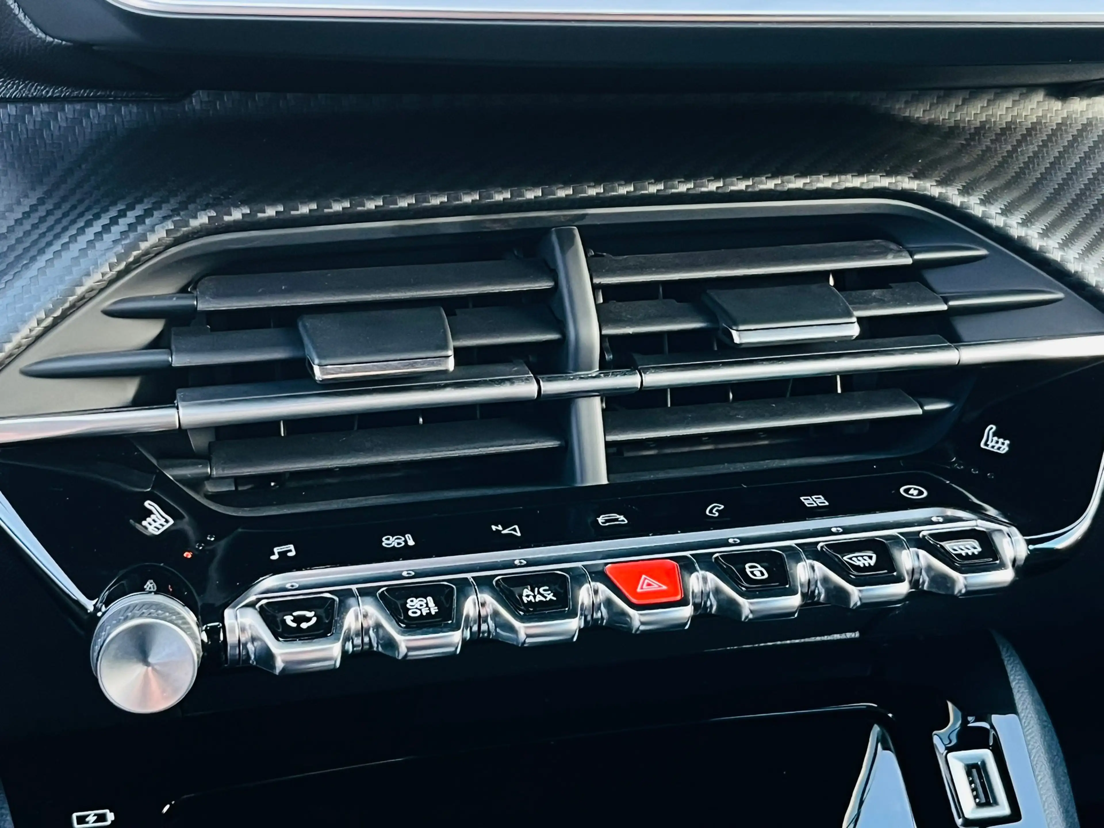 Peugeot e-208 EV GT 350 50 kWh Adaptive Cruise Control | Elektri — photo 28