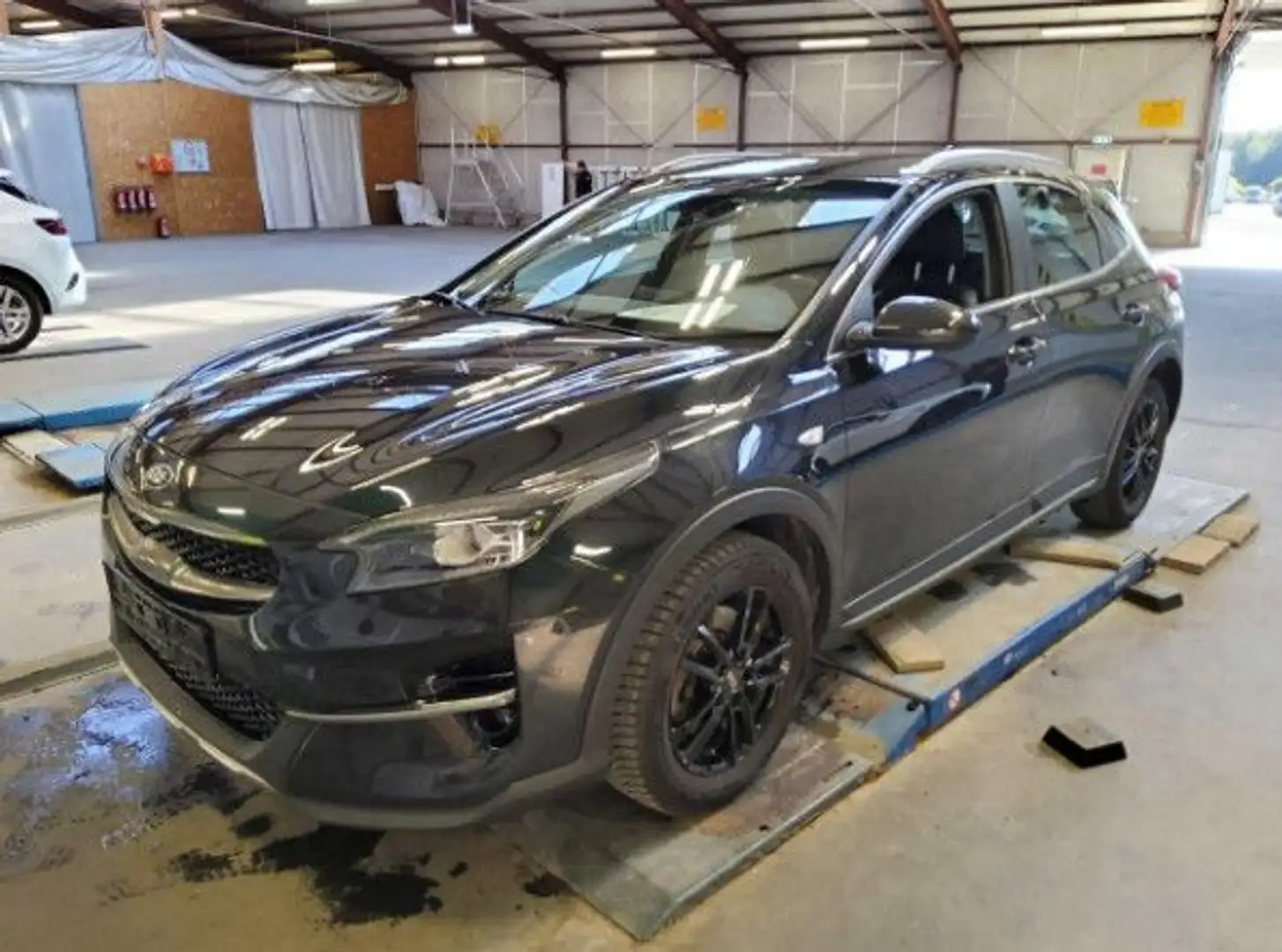 Kia XCeed 1.4 T-GDI AUT. JBL Sound Edition*NAVI*LED Schwarz - 1