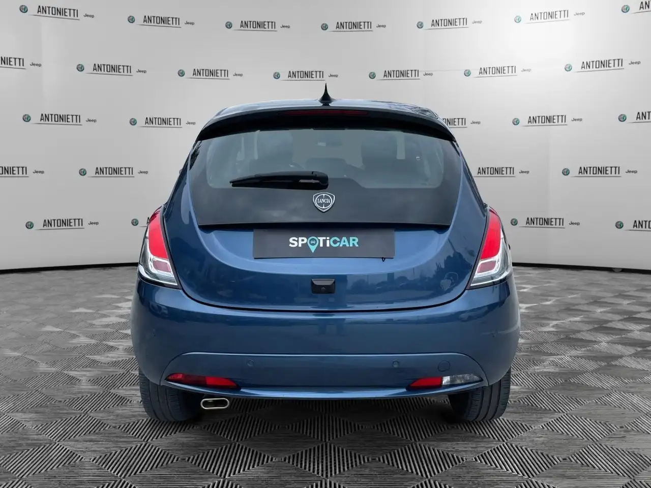 Lancia Ypsilon 2024 — фото 6