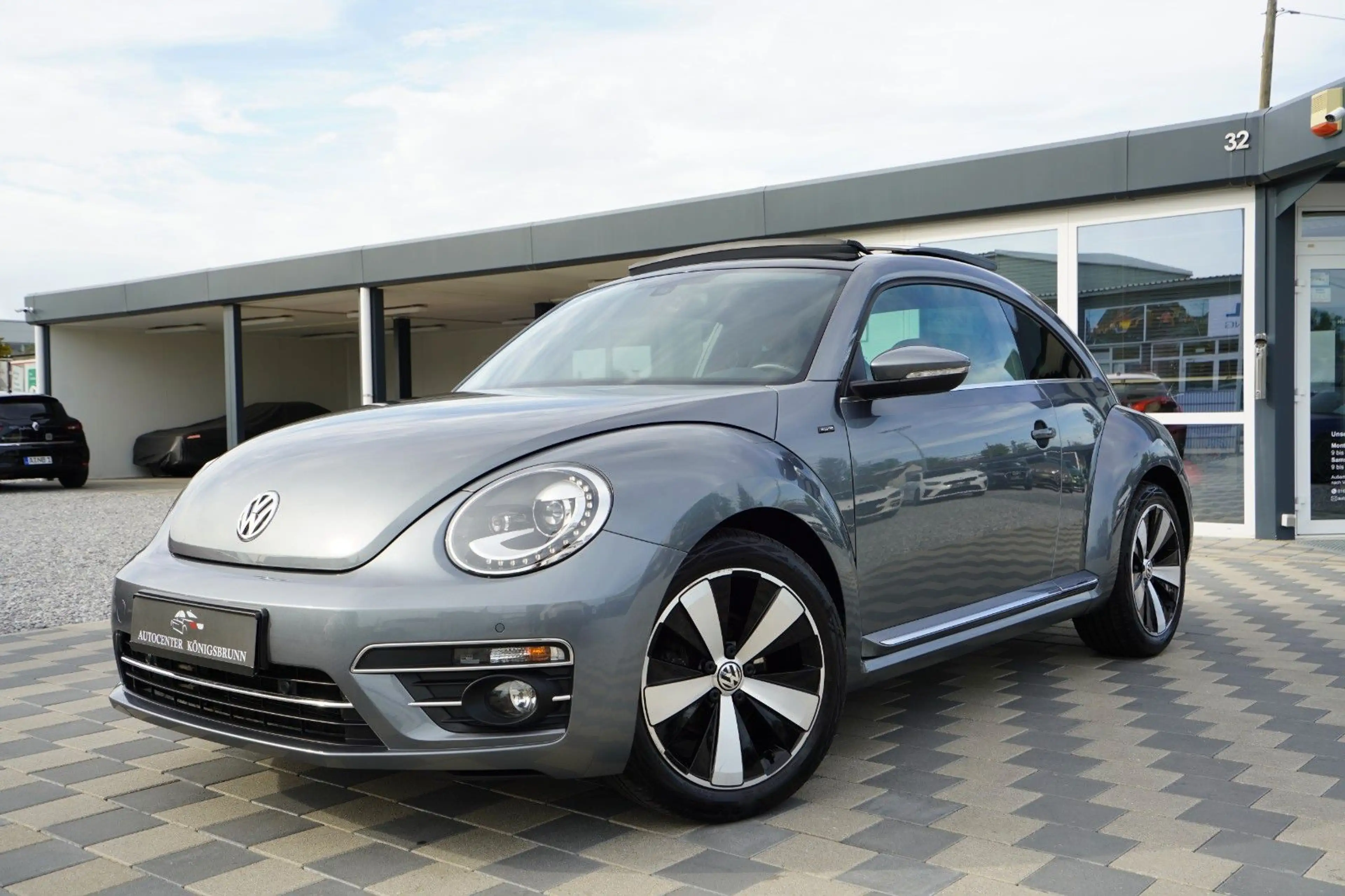 Volkswagen Beetle 1.4 Allstar*DSG*1.Hand*Pano*Kamera*Navi*