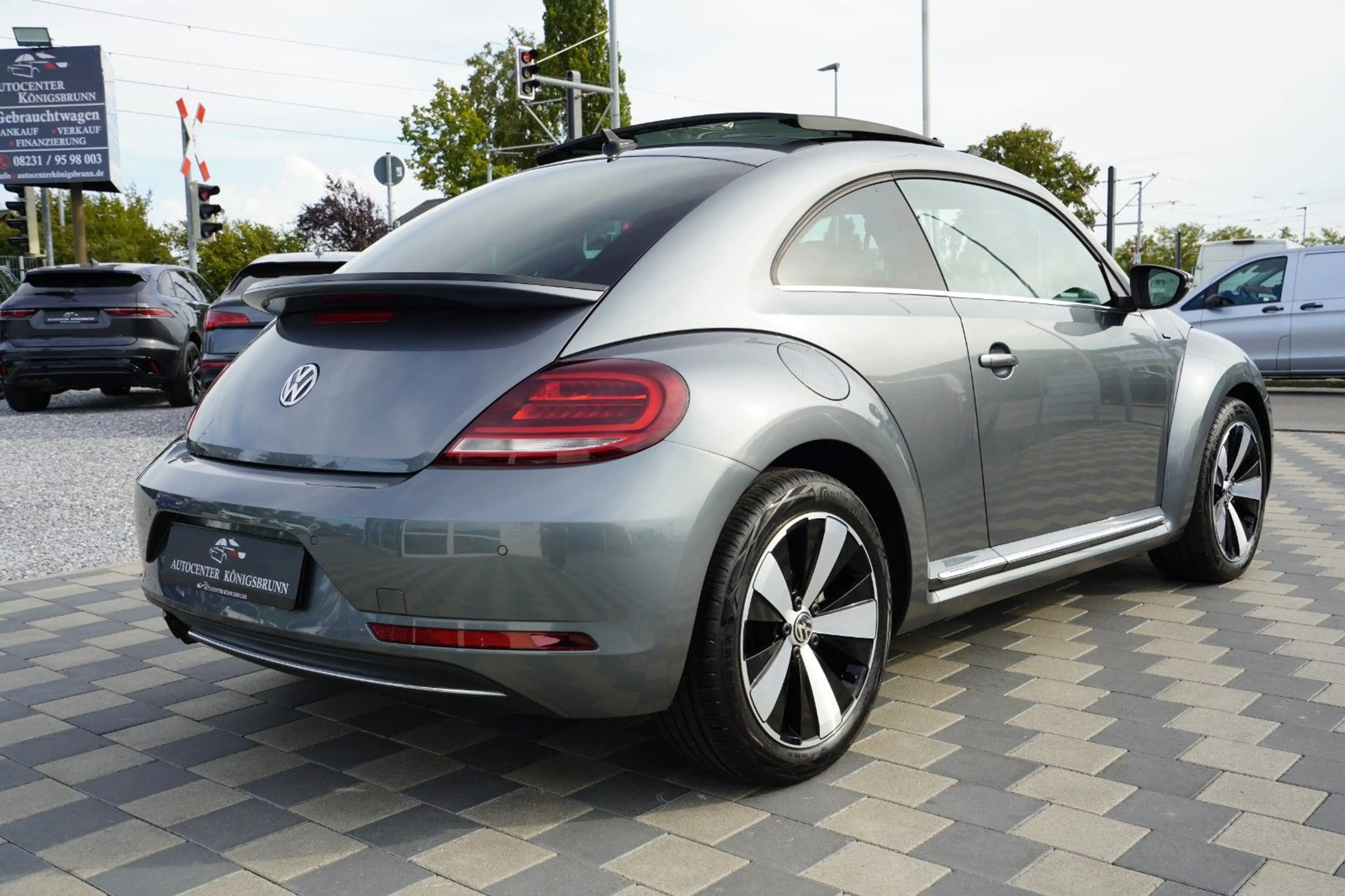 Volkswagen Beetle 1.4 Allstar*DSG*1.Hand*Pano*Kamera*Navi* — photo 5