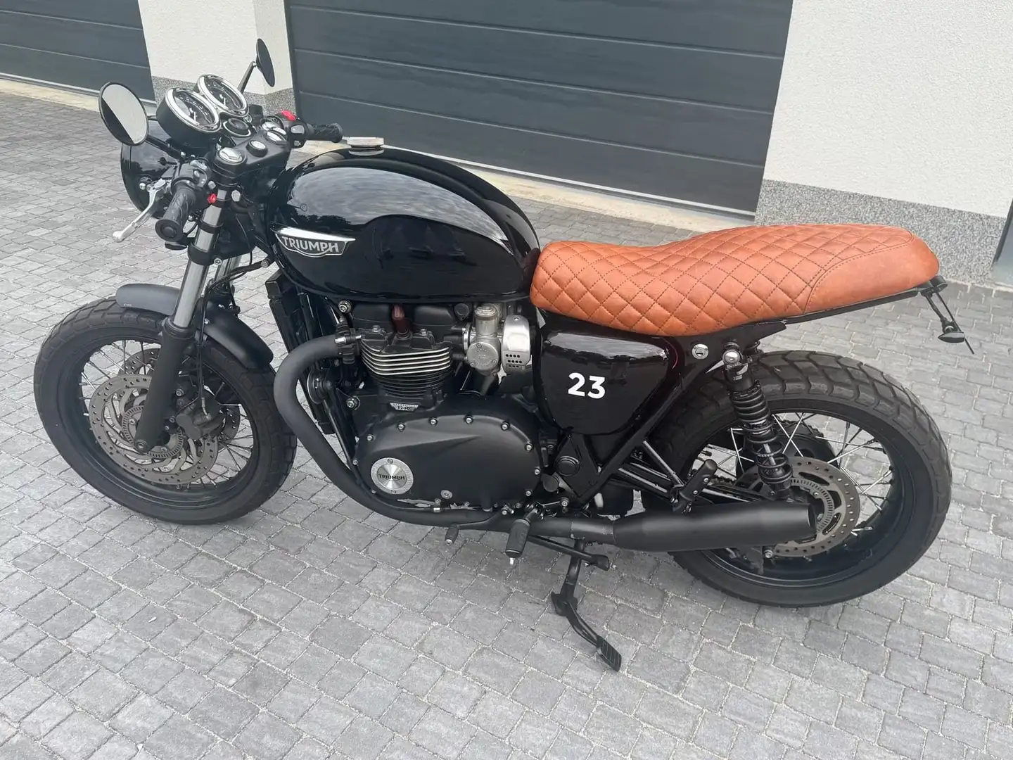 Triumph Bonneville T120 Black Cafe Racer Nero - 2