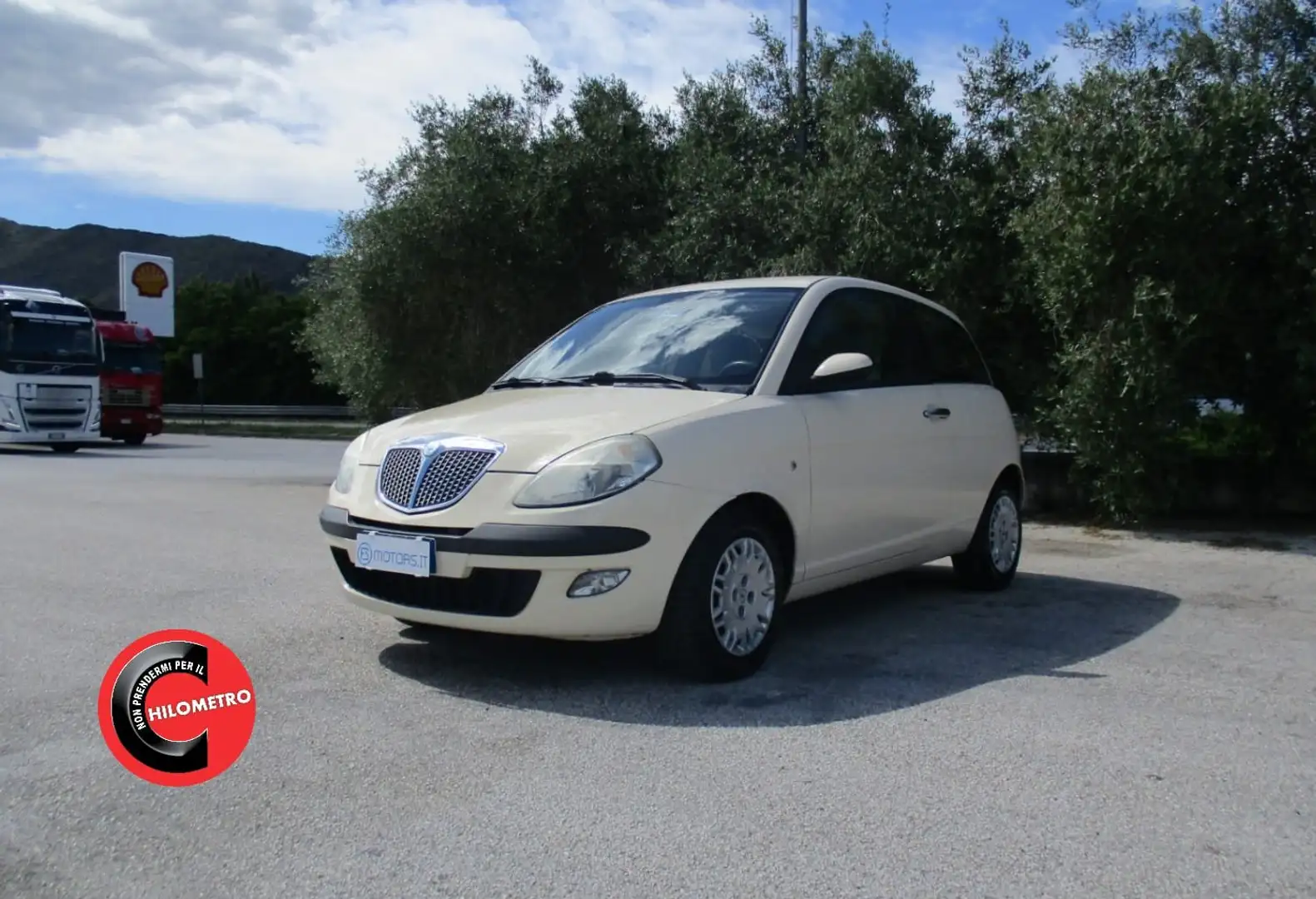 Lancia Ypsilon PLATINO Beige - 1