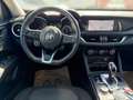 Alfa Romeo Stelvio 2,2 190 Business AWD, ZR neu, frisches Service Weiß - thumbnail 8