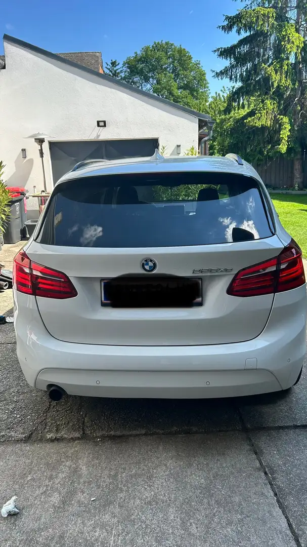 BMW 225 225i Active Tourer Aut. bijela - 2