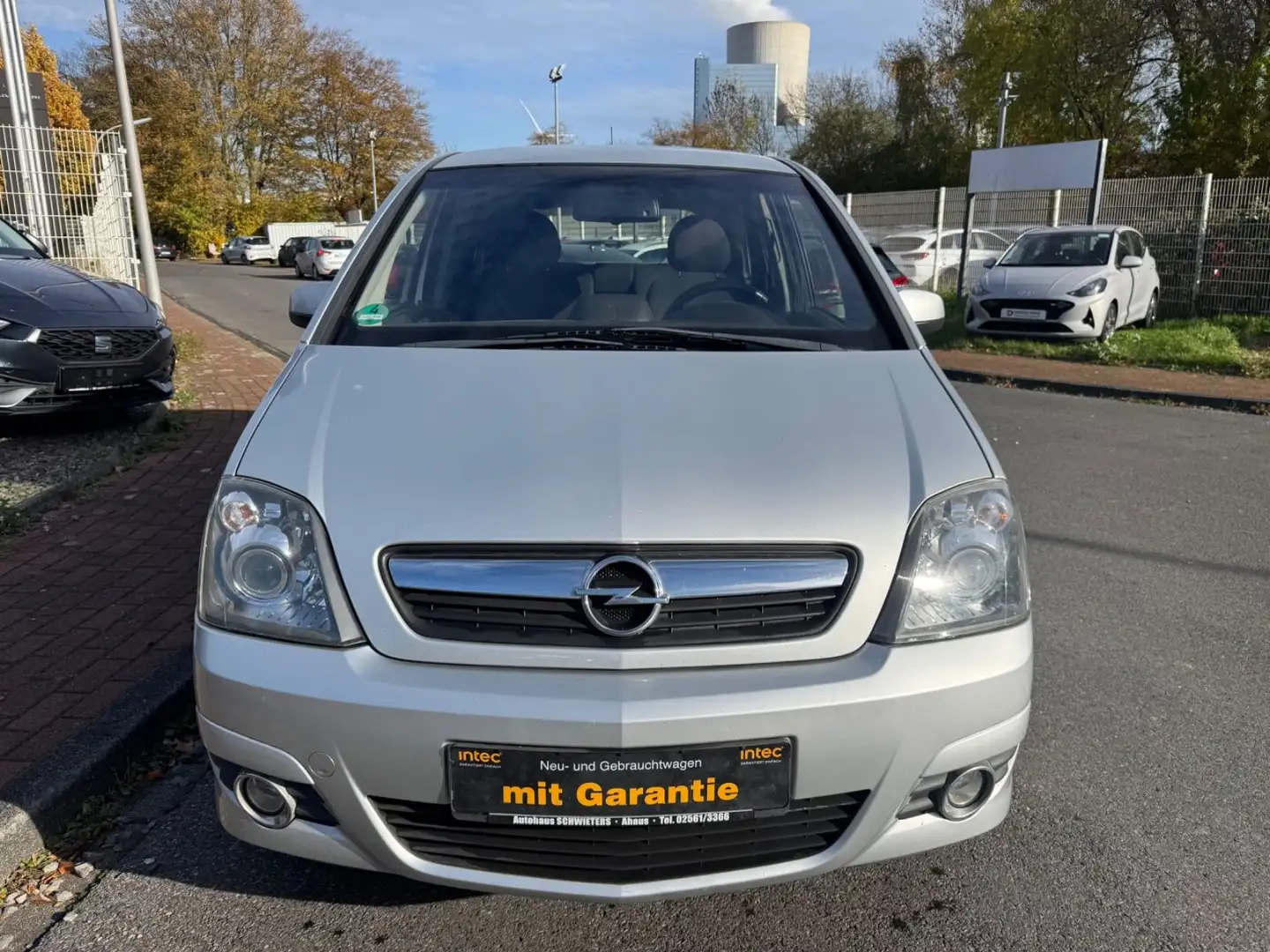 Opel Meriva 1,6 ZAHNR.-NEU/AUTOMATIK/KLIMA/SHZ/PDC/TÜV-NEU Silber - 2