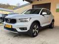 Volvo XC40 2.0 D3 MOMENTUM 150CV Blanc - thumbnail 3