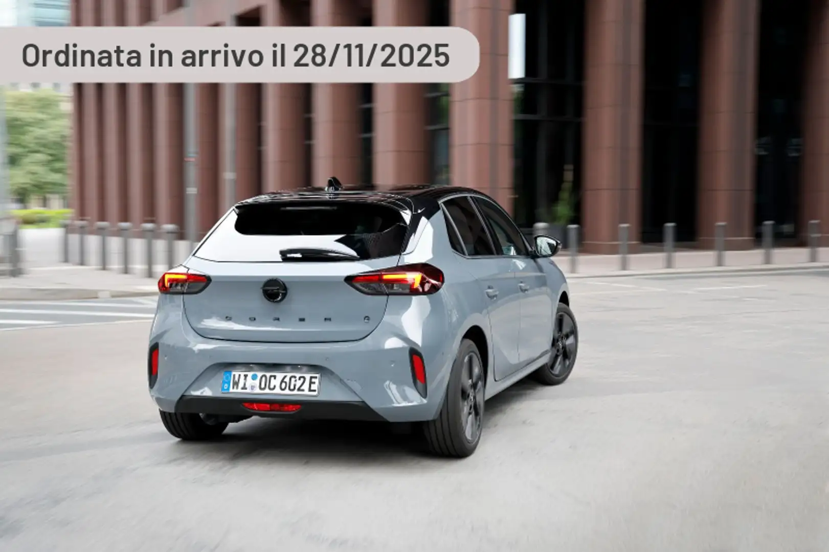 Opel Corsa-e 156 CV 5 porte YES Argento - 2