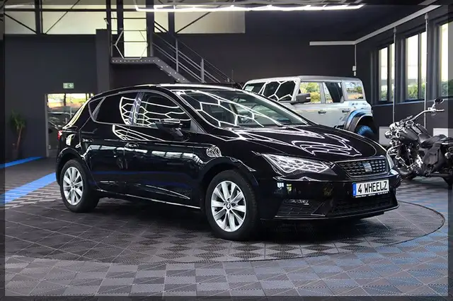 Seat Leon 1.6 TDI Style CAM / NAVI / PDC