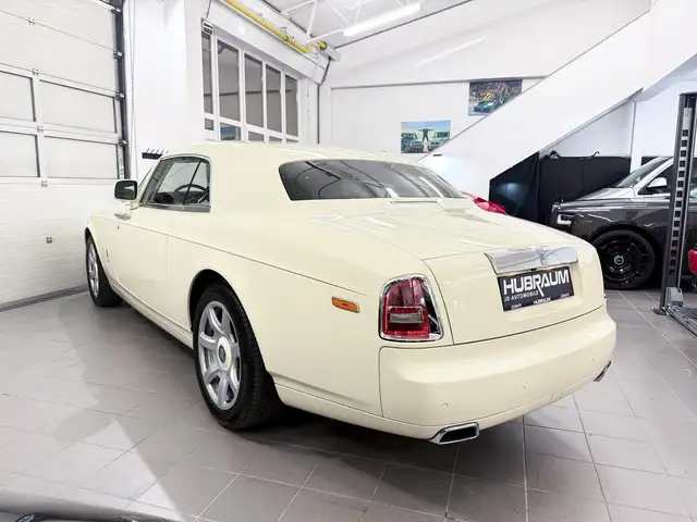 Rolls-Royce Phantom Coupe Coachline Chardonnay Metallic Bespoke Spec Ansicht 4