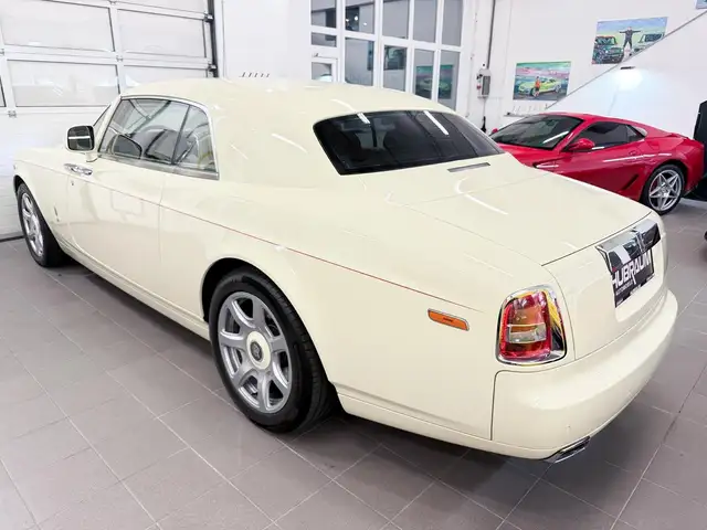 Rolls-Royce Phantom Coupe Coachline Chardonnay Metallic Bespoke Spec Ansicht 13