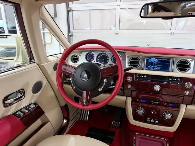 Rolls-Royce Phantom Coupe Coachline Chardonnay Metallic Bespoke Spec Ansicht 32