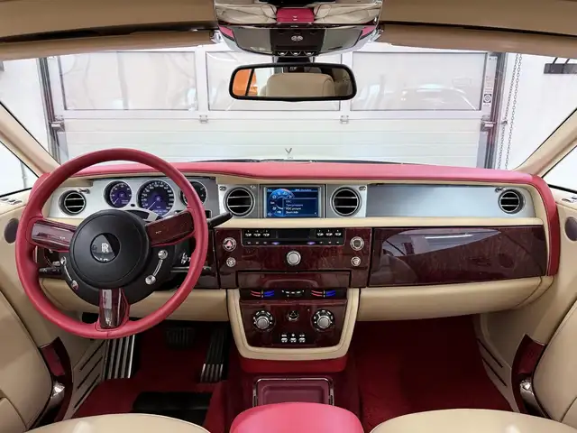 Rolls-Royce Phantom Coupe Coachline Chardonnay Metallic Bespoke Spec Ansicht 31