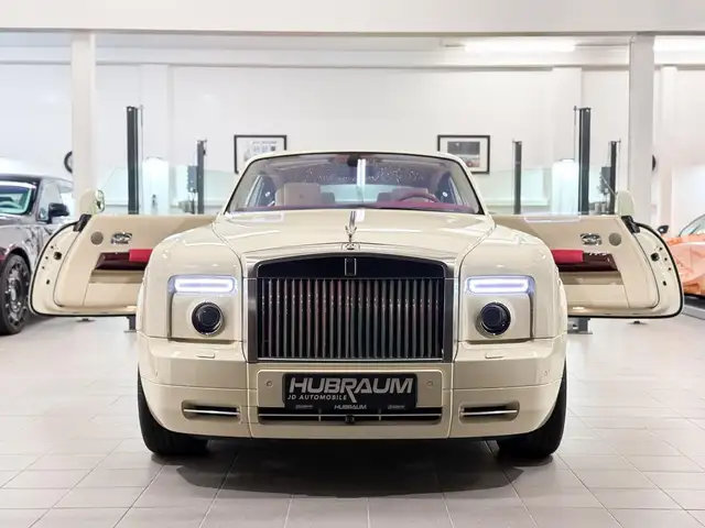 Rolls-Royce Phantom Coupe Coachline Chardonnay Metallic Bespoke Spec Ansicht 3