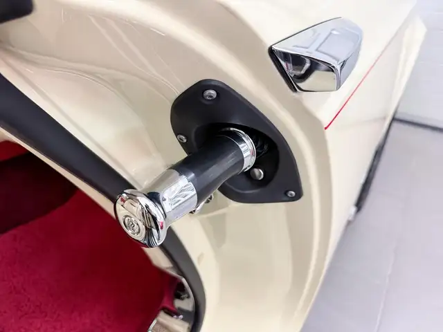 Rolls-Royce Phantom Coupe Coachline Chardonnay Metallic Bespoke Spec Ansicht 29