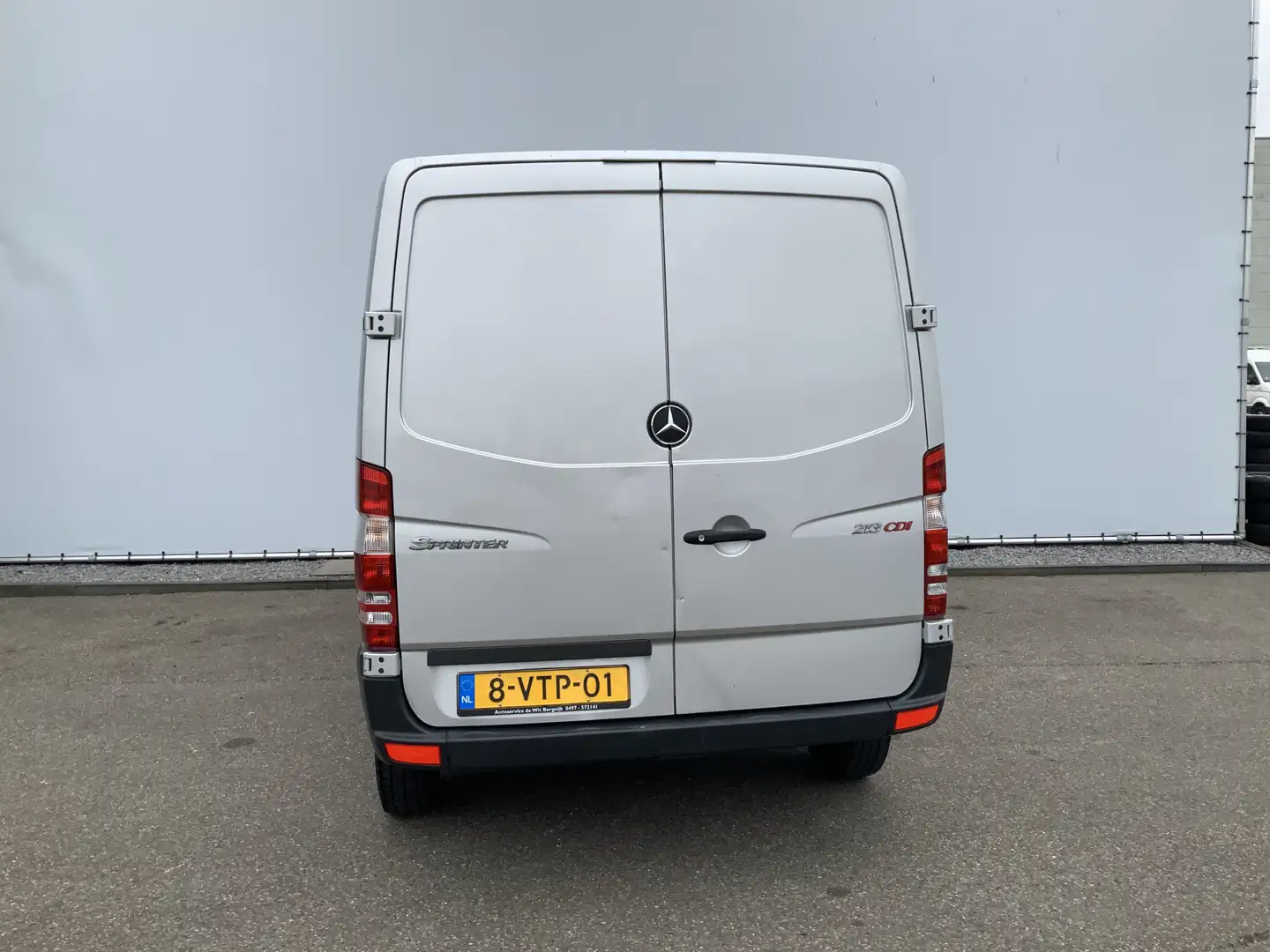 Mercedes-Benz Sprinter 213 2.2 CDI 325 L1H1 Airco Cruise Euro 4 Silber - 2