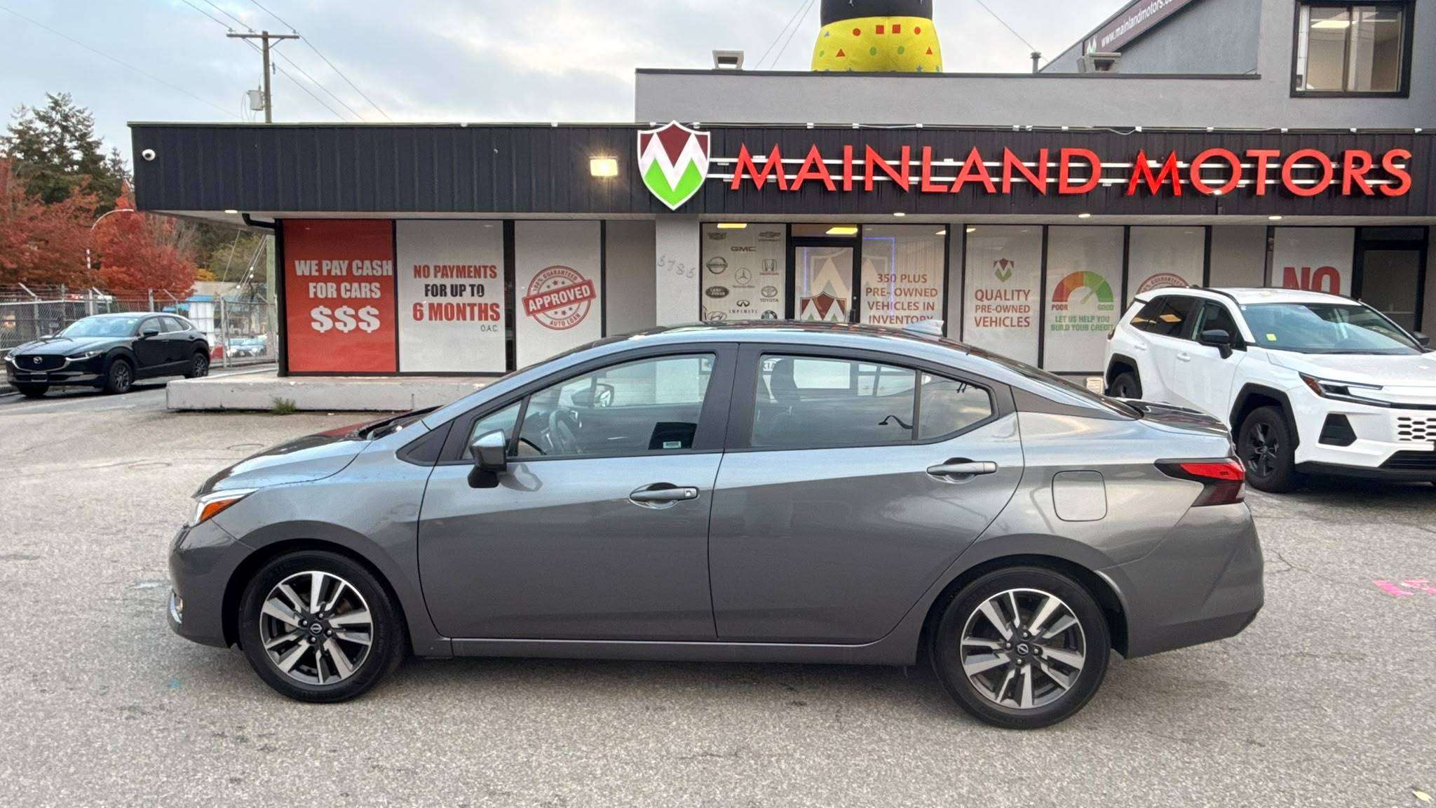 2024 Nissan Versa — view 8