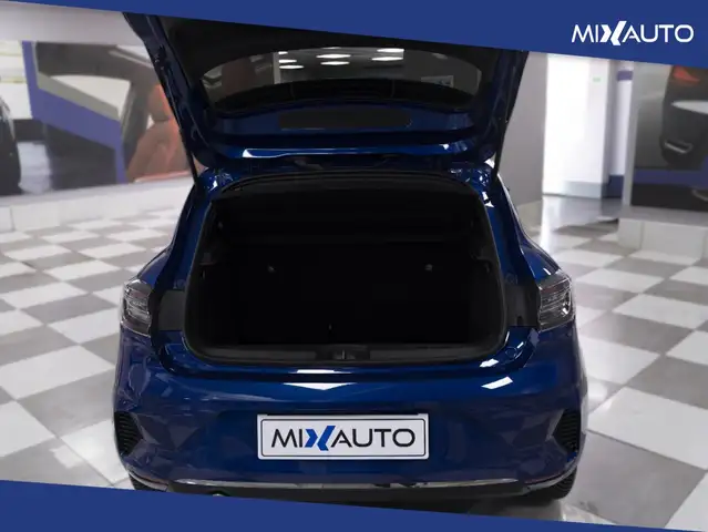 Renault Clio view 7