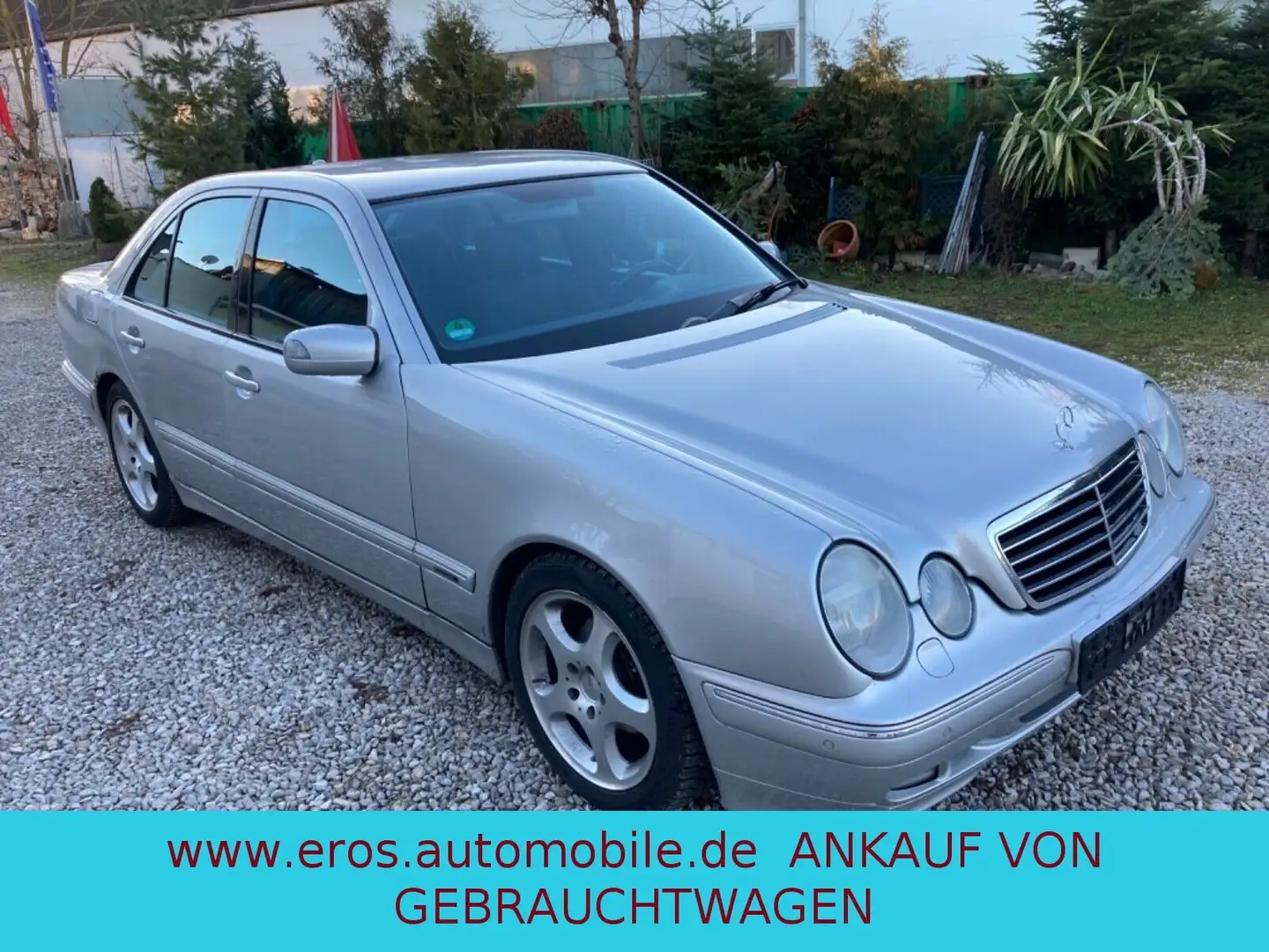 Mercedes-Benz E 200 E -Klasse Lim. E 200 Kompressor/NAVI/ Argent - 1