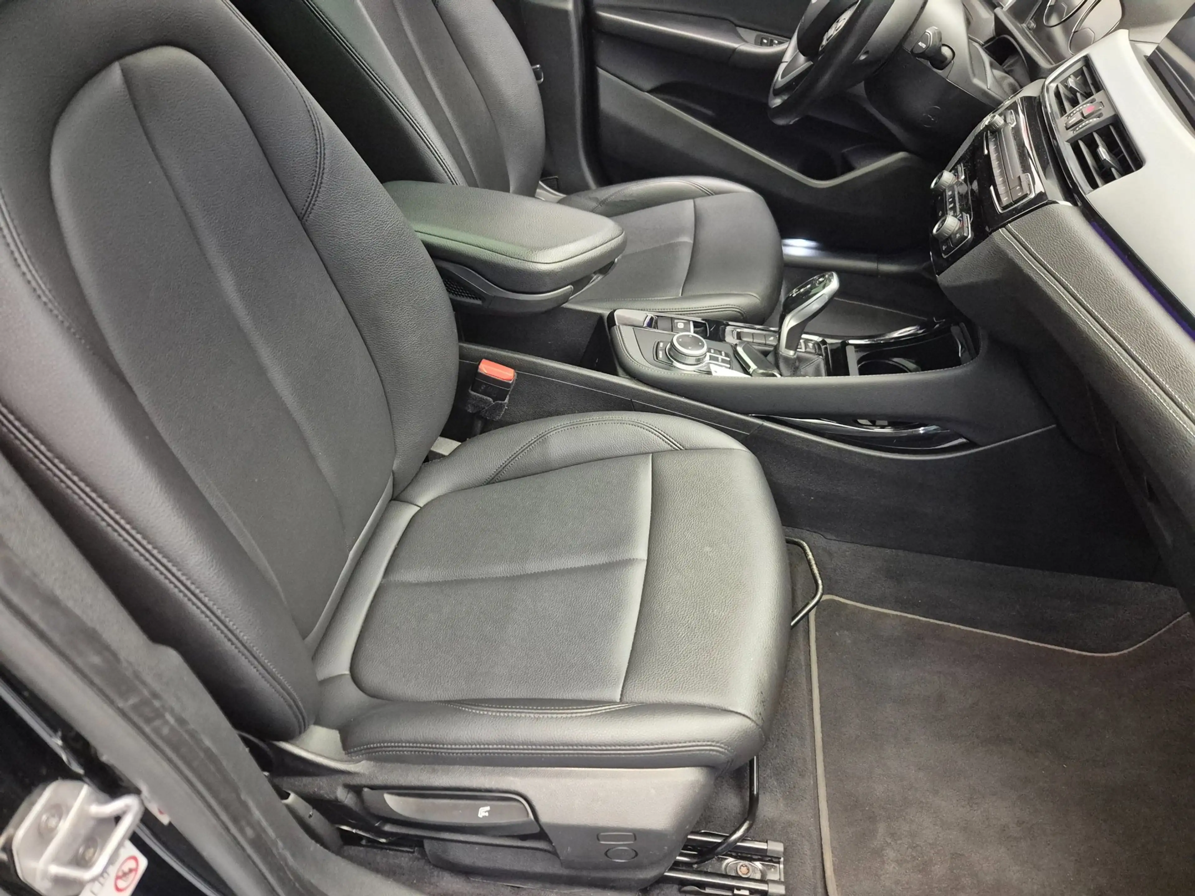 BMW X2 SDrive18i High Executive Navi Camera Ecc Cruise Pa — photo 10