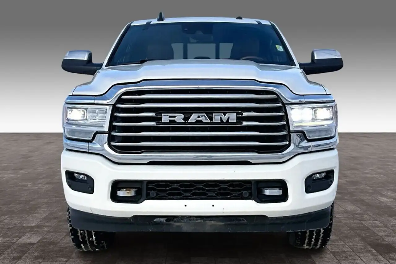 RAM 3500 снимка RAM 3500