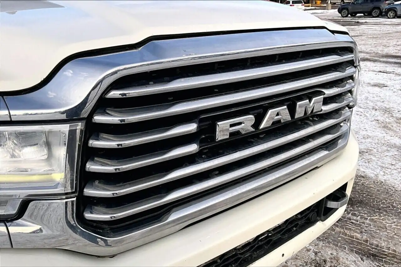 RAM 3500 снимка RAM 3500
